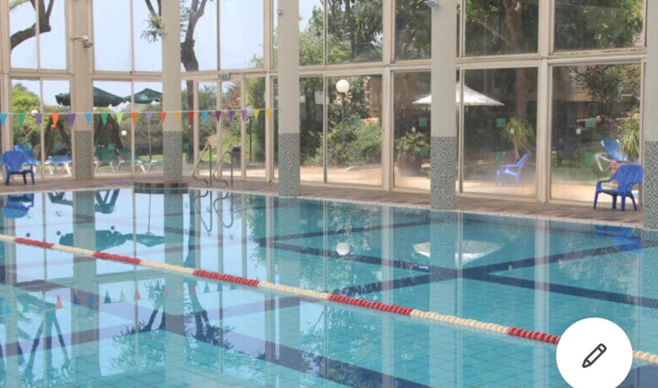 Caesarea Inn 외부 사진